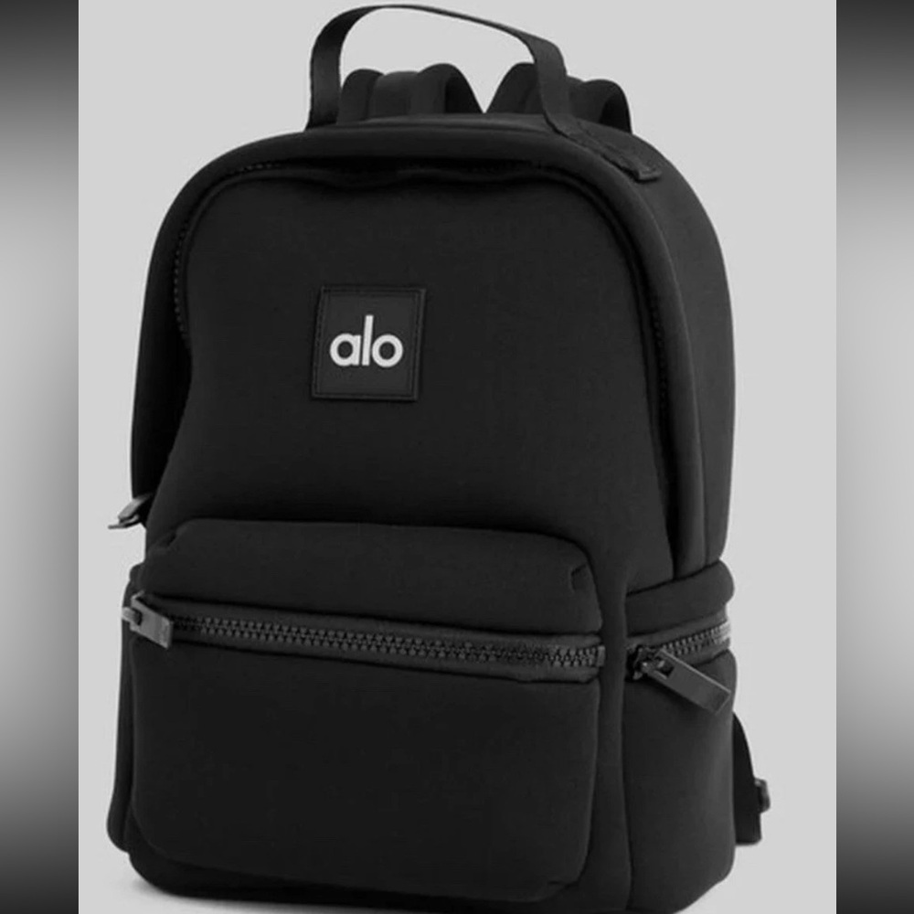 Alo Yoga Stow Backpack Black NWT - Picture 3 of 9